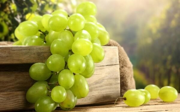 Green Grapes 1Kg - Image 2